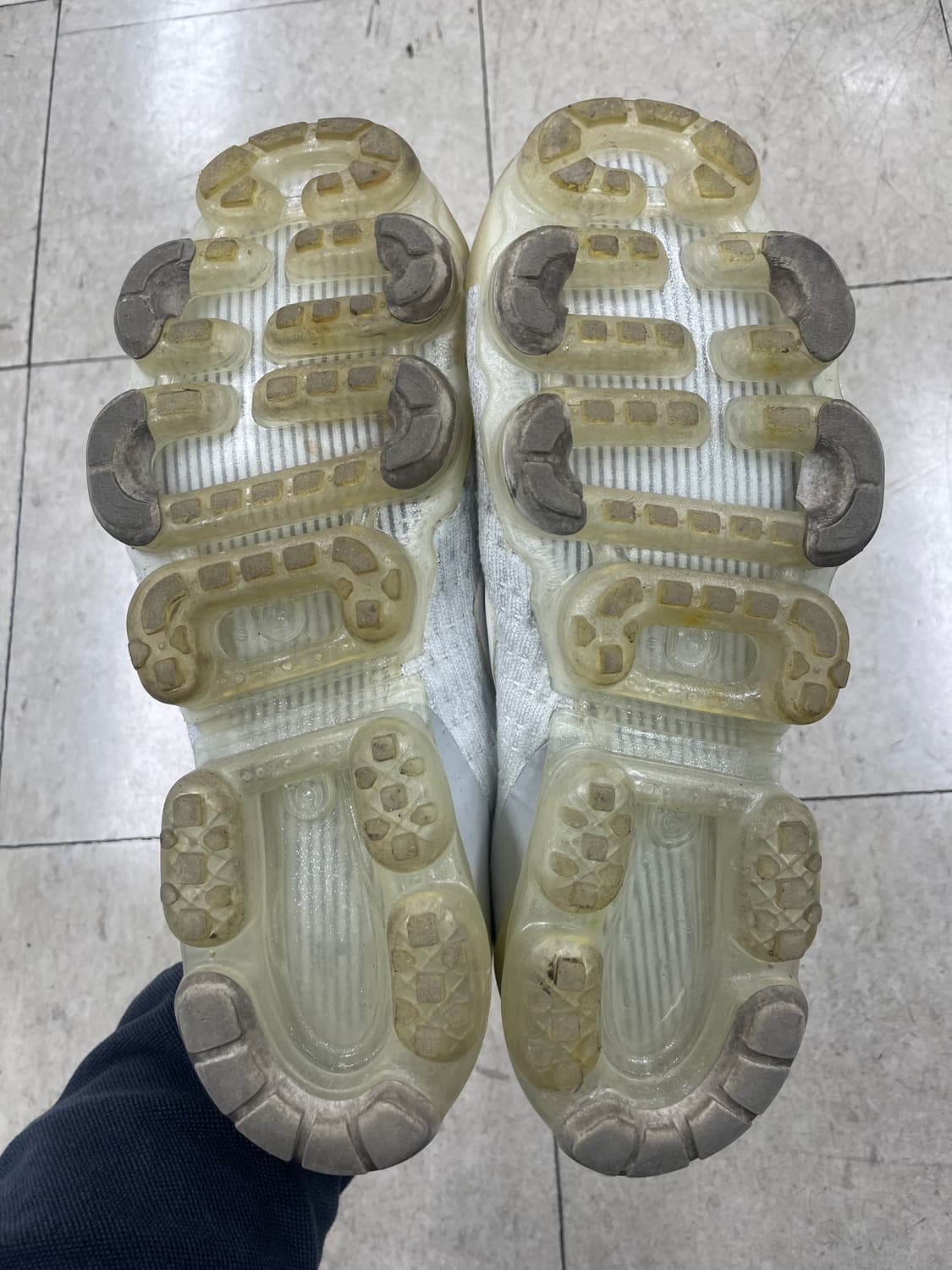 나이키 베이퍼맥스 플라이니트3 퓨어 플래티넘 상품이미지6