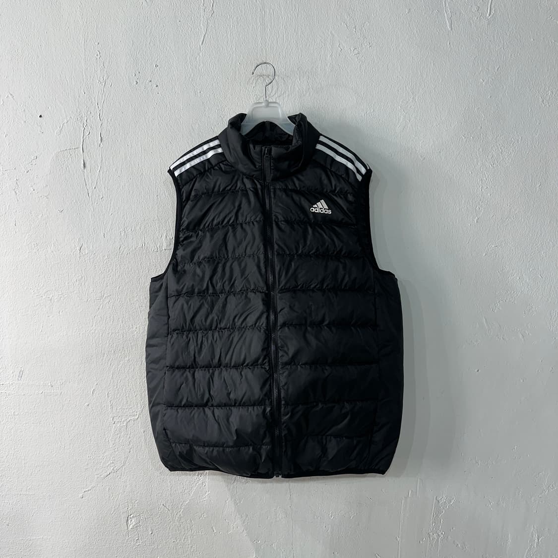아디다스 덕다운 패딩조끼 XXL 상품이미지1
