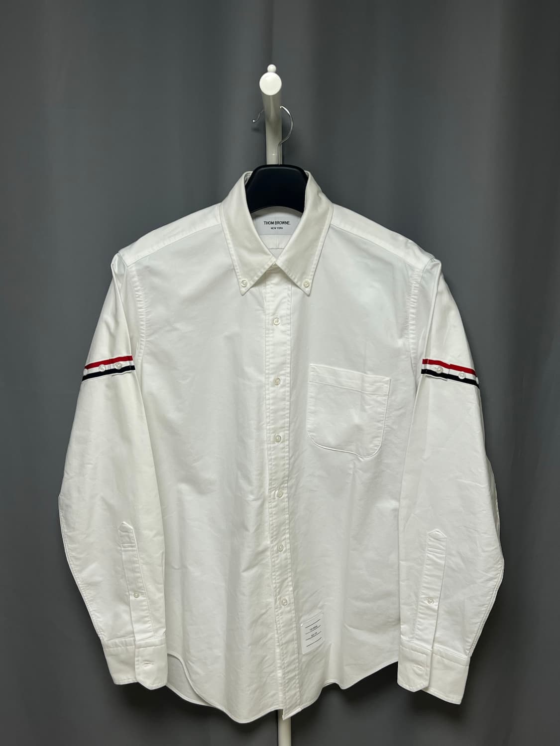 [정품] 드라이 O / 톰브라운 암밴드 셔츠 화이트 3size 상품이미지1