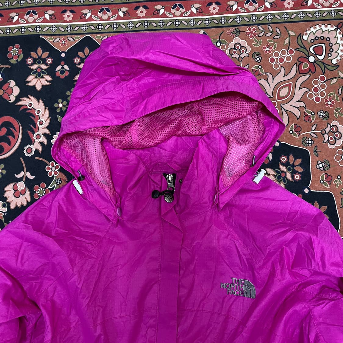 노스페이스 여성 고어텍스 후드 바람막이 자켓 L/100 상품이미지2