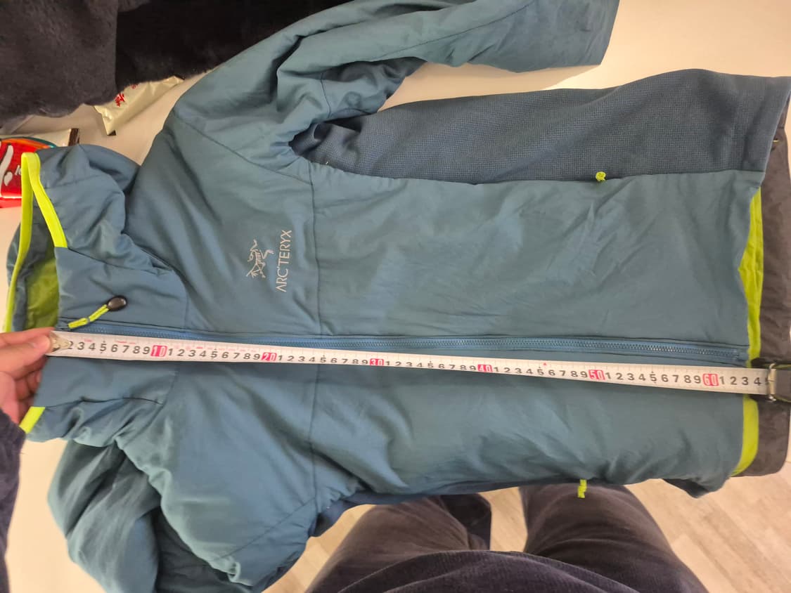 아크테릭스 Atom LT 후디 95~100 판매합니다 상품이미지9