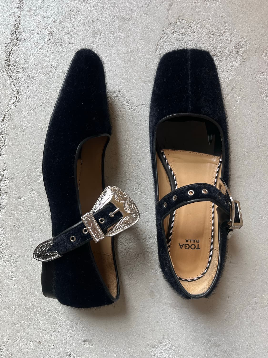 black faux fur mary jane shoes 상품이미지1