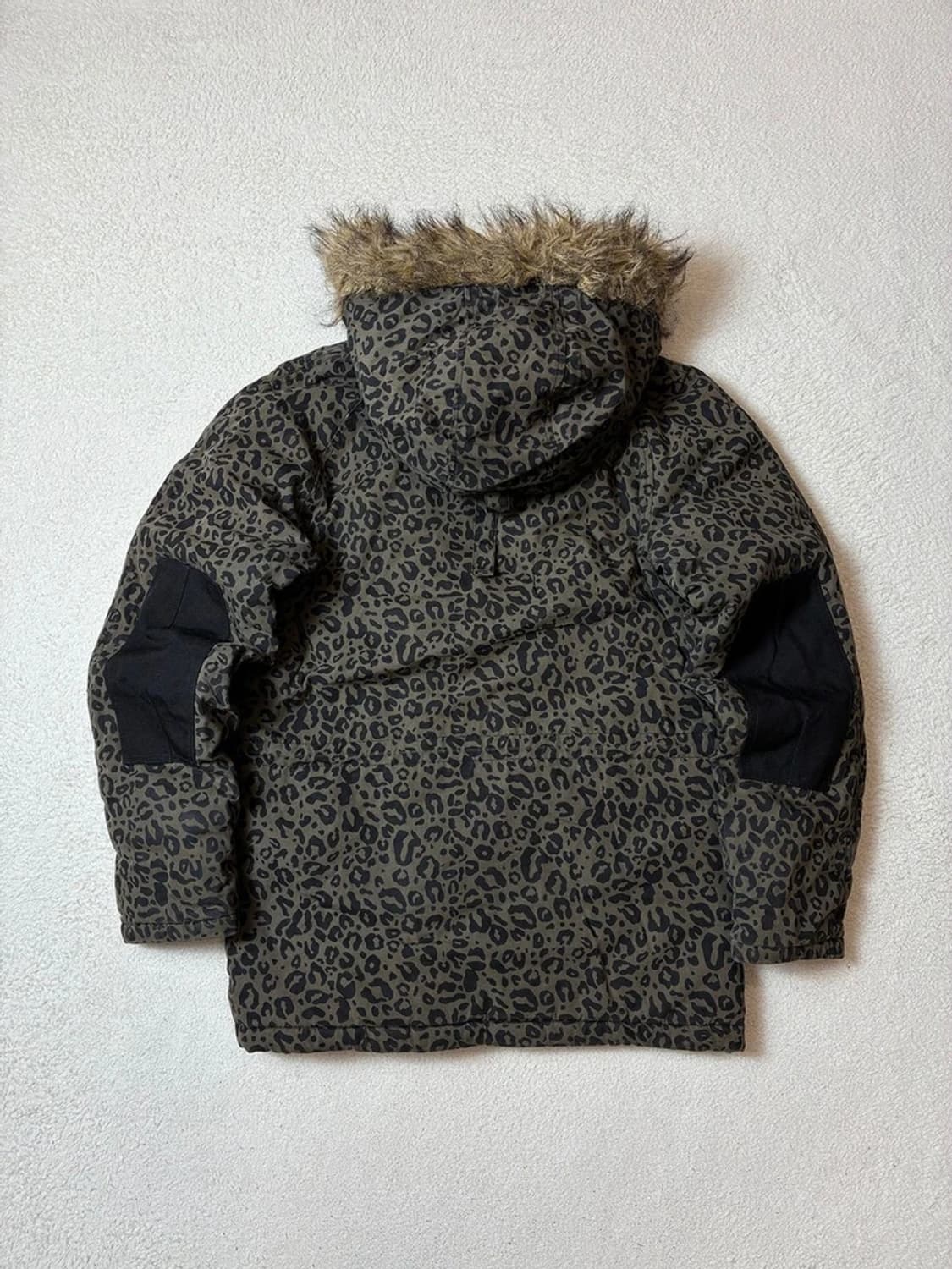 칼하트 앵커리지 레오파드 파카 PN7853 상품이미지10