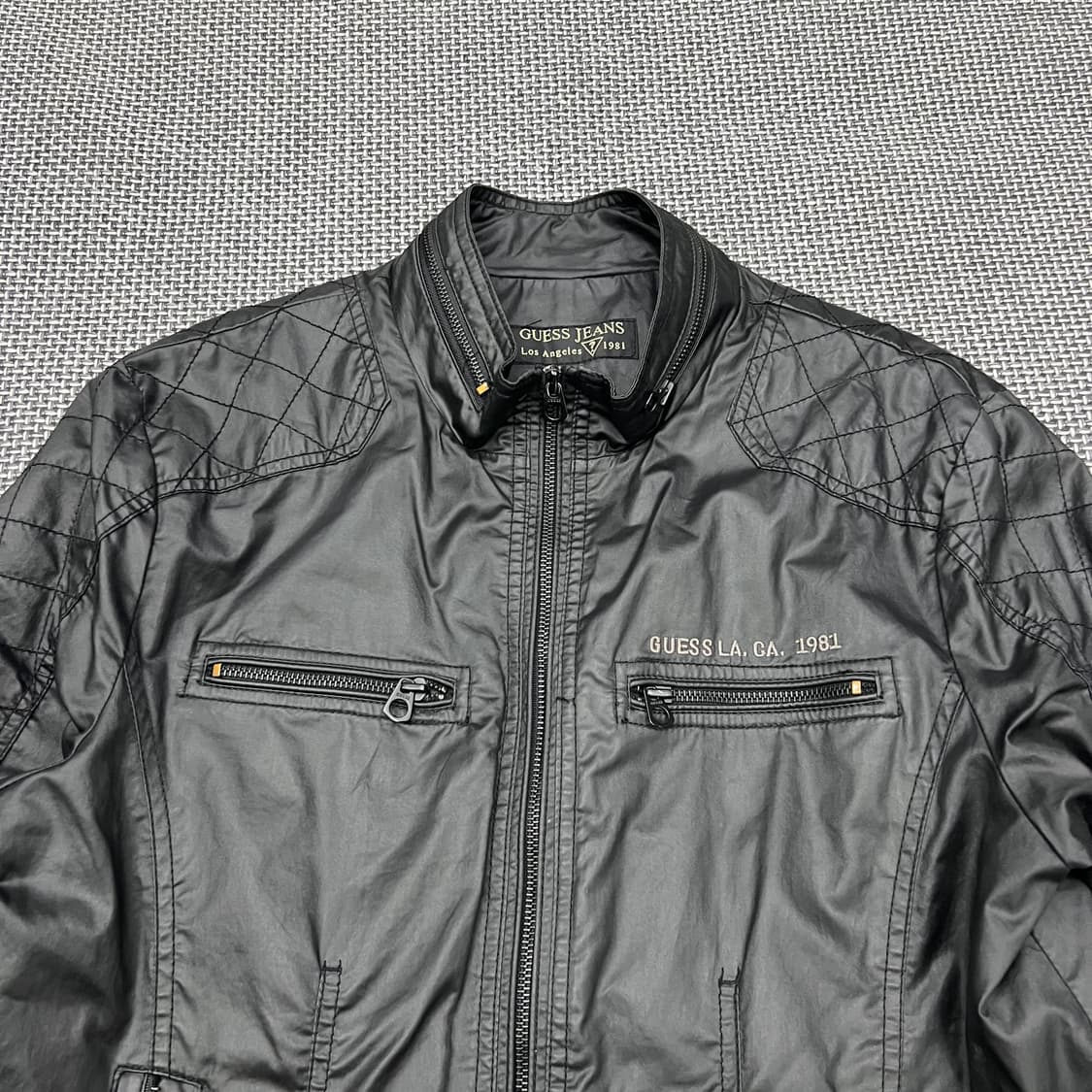 게스 00s 블랙 나일론 자켓 상품이미지3