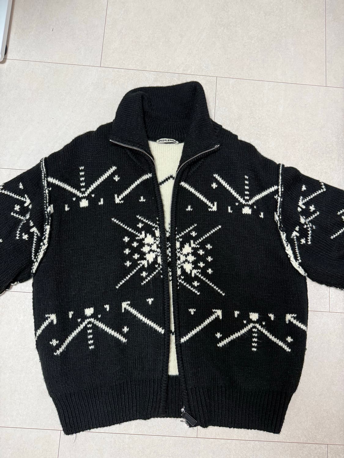 INSILENCE 패턴 니트 집업 가디건 m (105) 상품이미지1