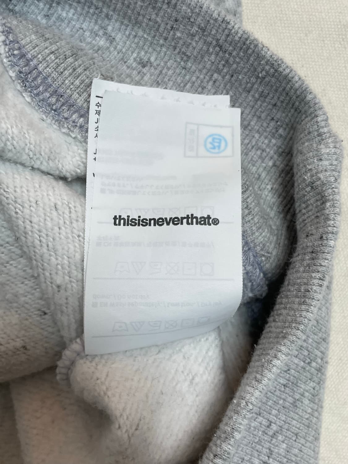 디스이즈네버댓 맨투맨  상품이미지5