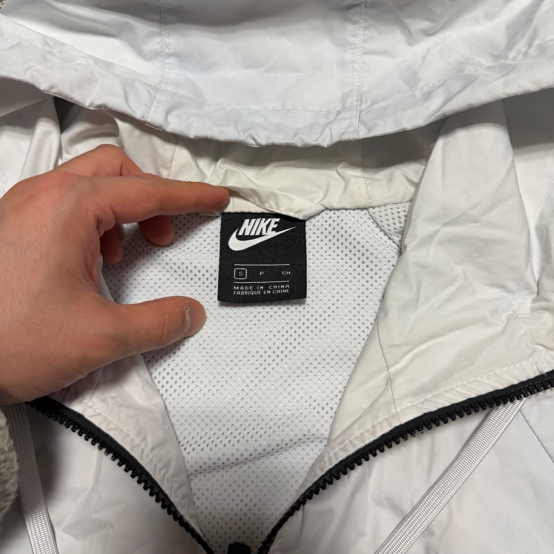 나이키 윈드러너 바람막이 (우먼스) 상품이미지2