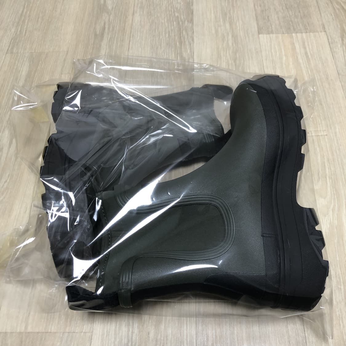 (245) 트레통 X 자라 Tretorn 룰레오 러버 레인 부츠 카키 상품이미지10