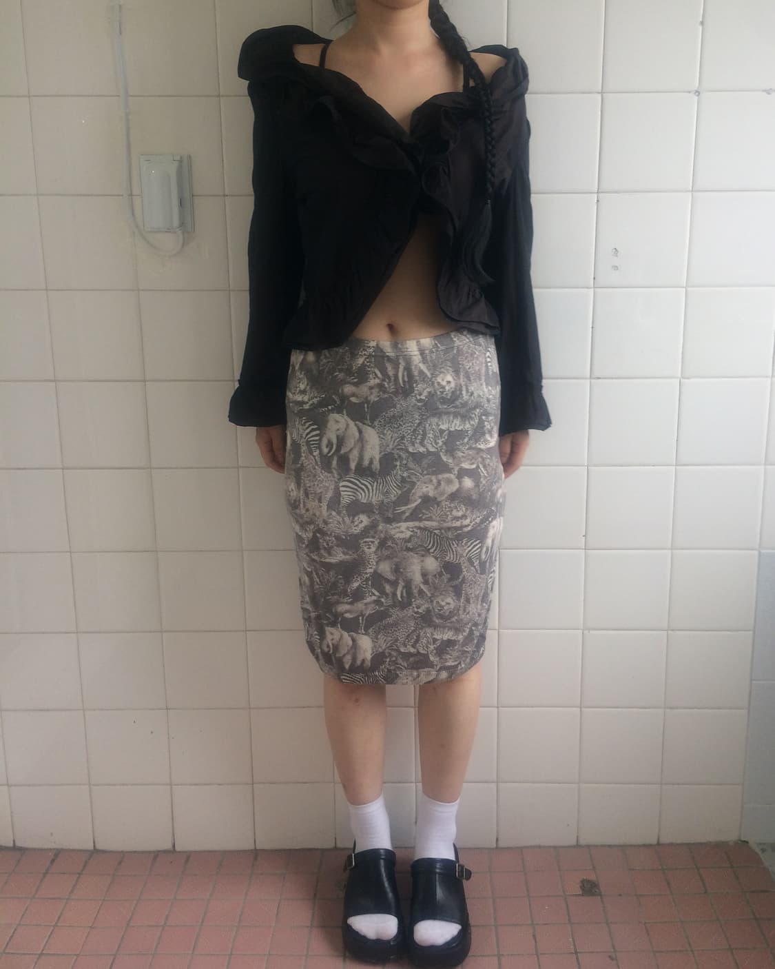 Glossy ruffle jacket 상품이미지1
