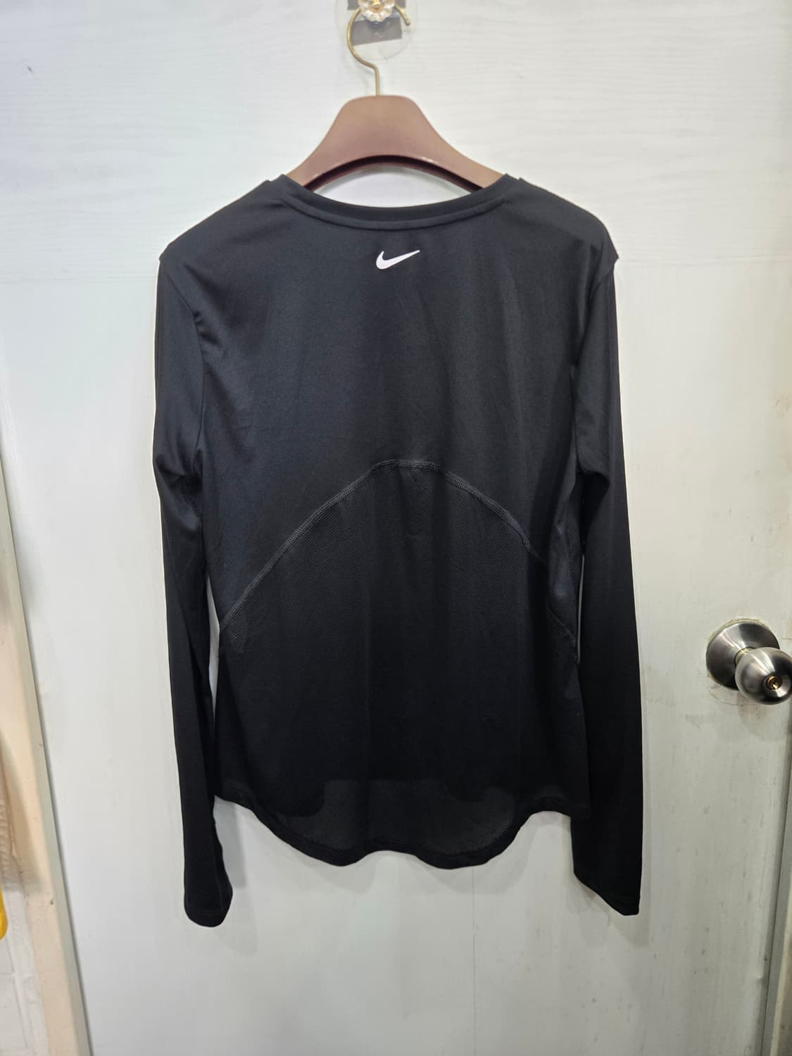 105,XL )) NIKE 나이키 러닝 드라이핏 긴팔티셔츠! 블랙&화이트 상품이미지4