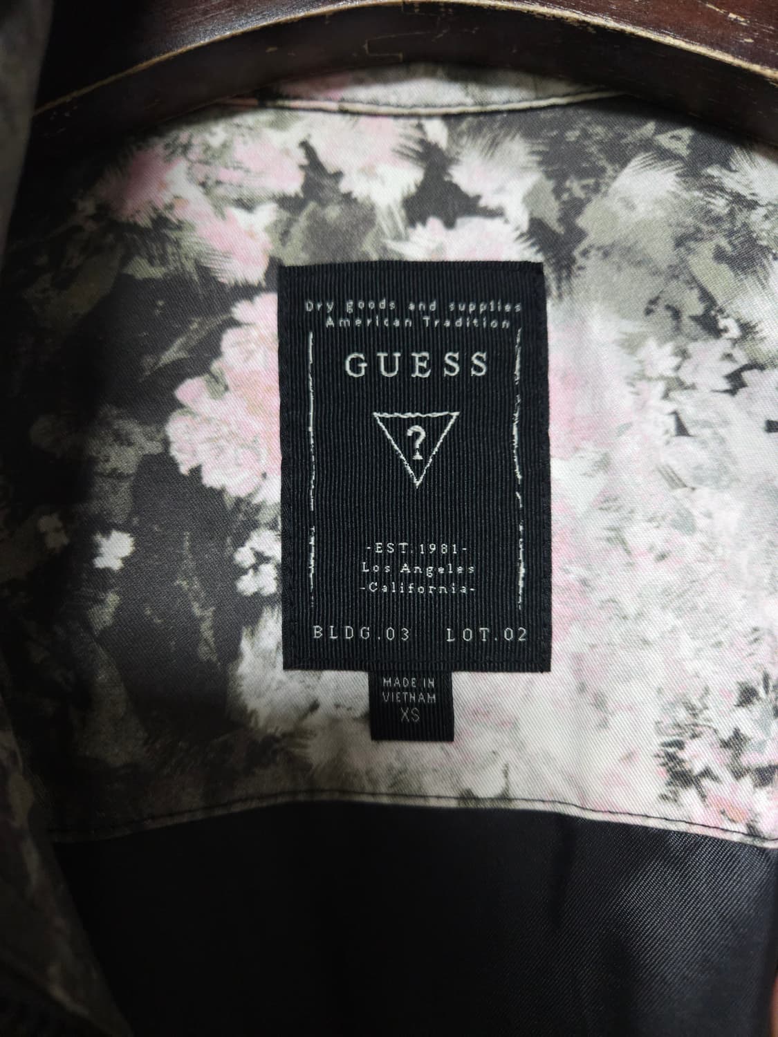 게스 체리블라썸 플라워 야상 자켓 (85/XS) 상품이미지3