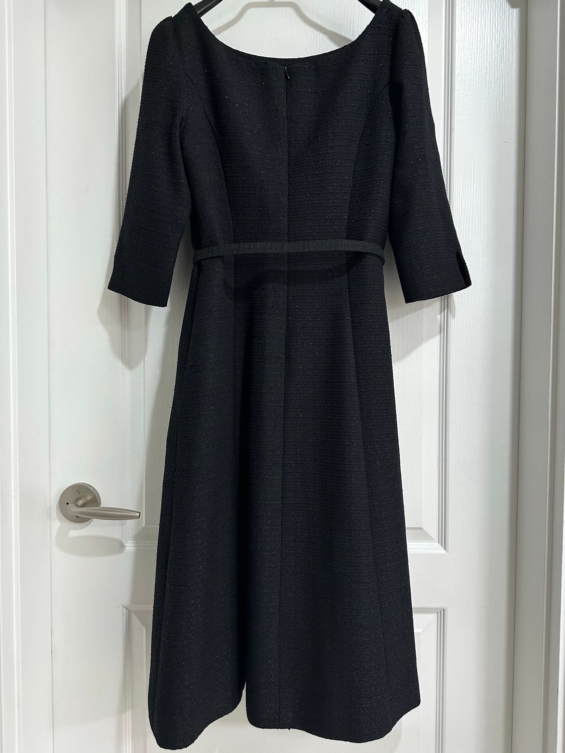 ame 엠므 보트넥 트위드 벨트원피스 블랙(새상품/정가 328,000원 상품이미지3