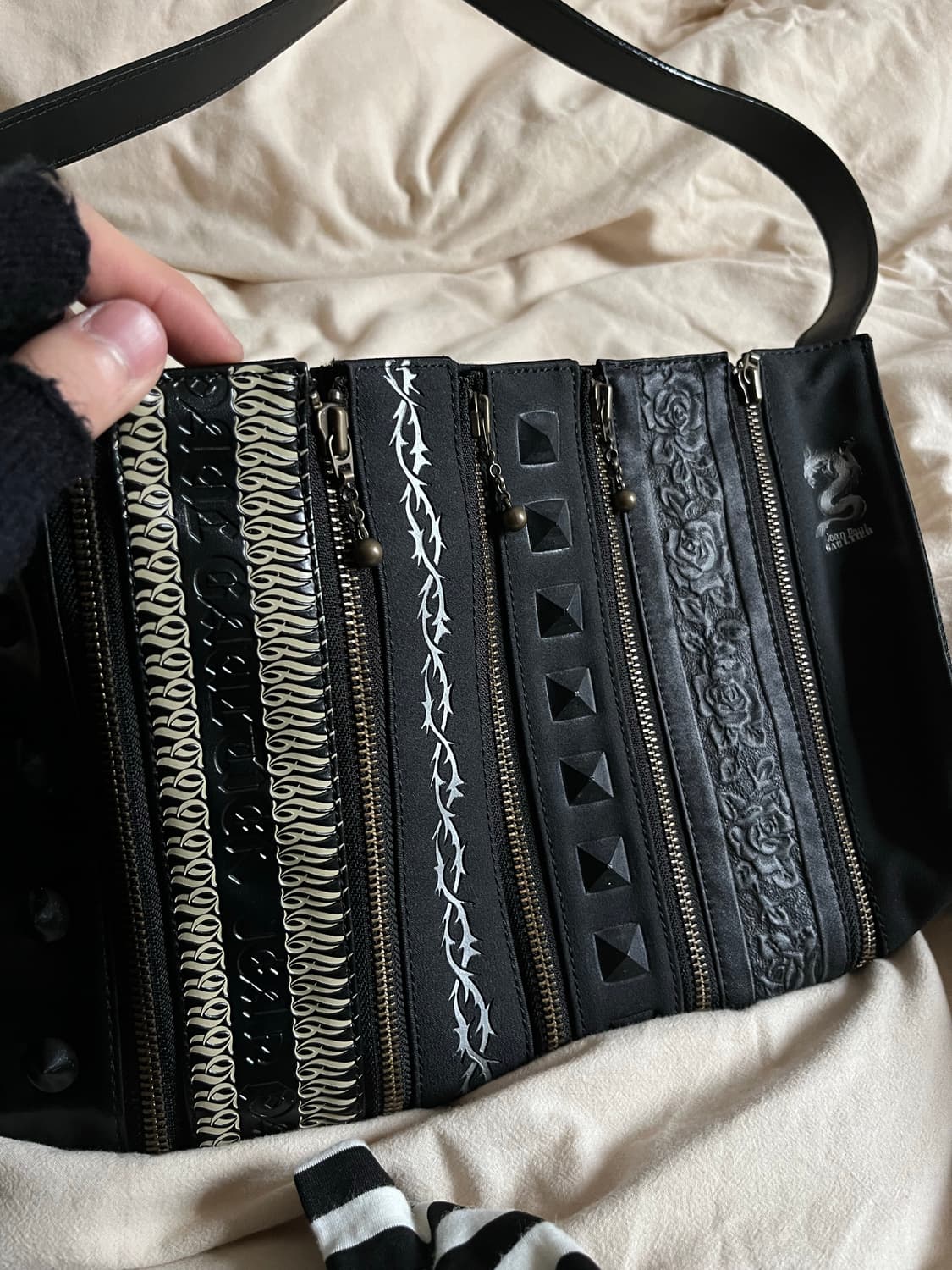 (급처) 03aw jean paul gaultier multi zip 백 상품이미지2