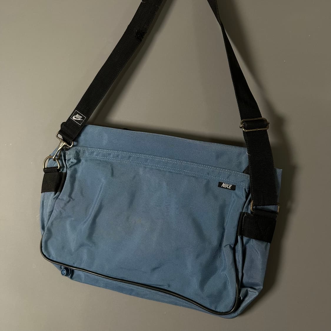 나이키 올드스쿨 크로스백 블루  [122305] 상품이미지4