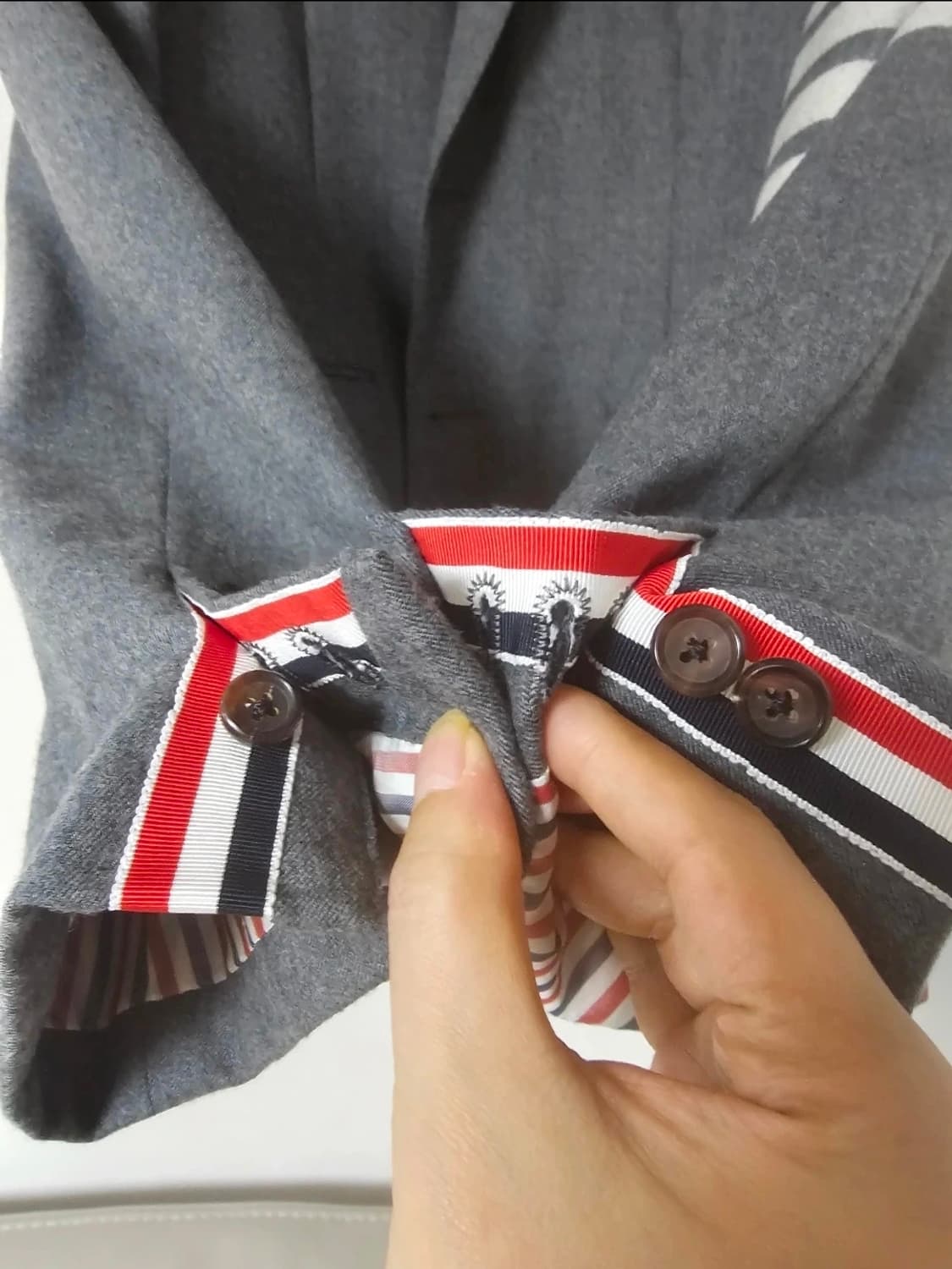 톰브라운 사선완장 플란넬 100% 울 자켓 셋업(2/100) 상품이미지5