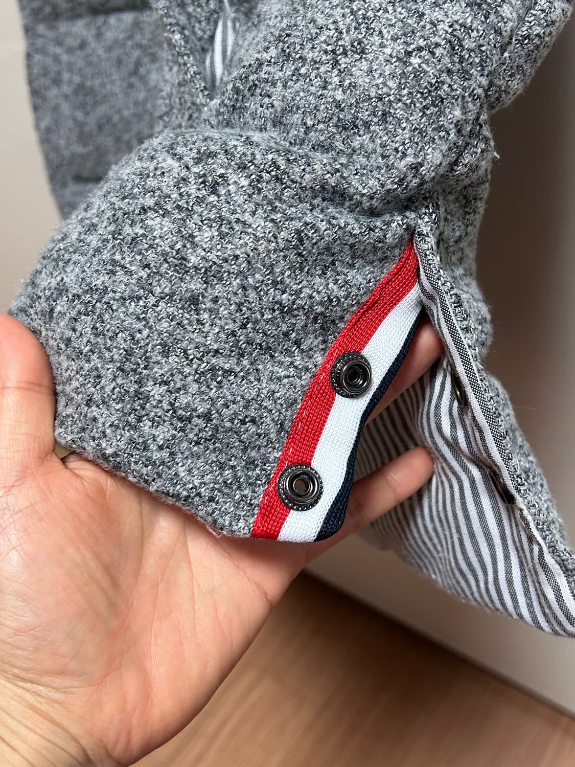 정품 톰브라운 보카시 패딩 조끼 사이즈 1 상품이미지3