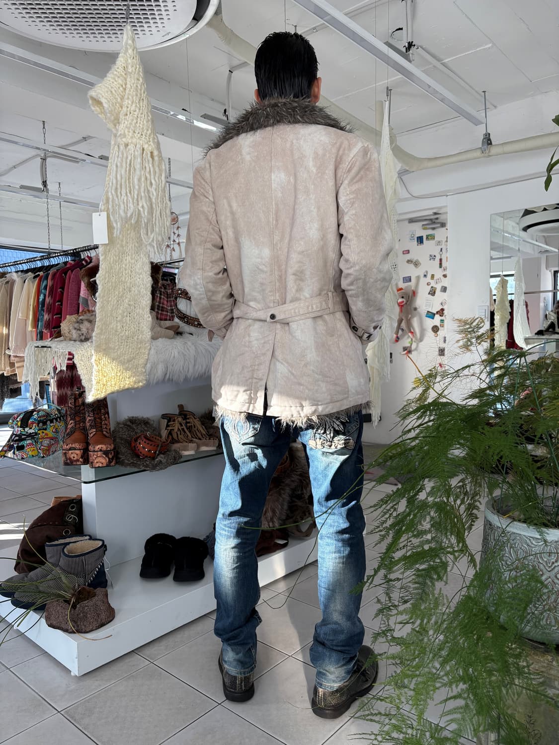 fur trim fake suede coat 상품이미지4