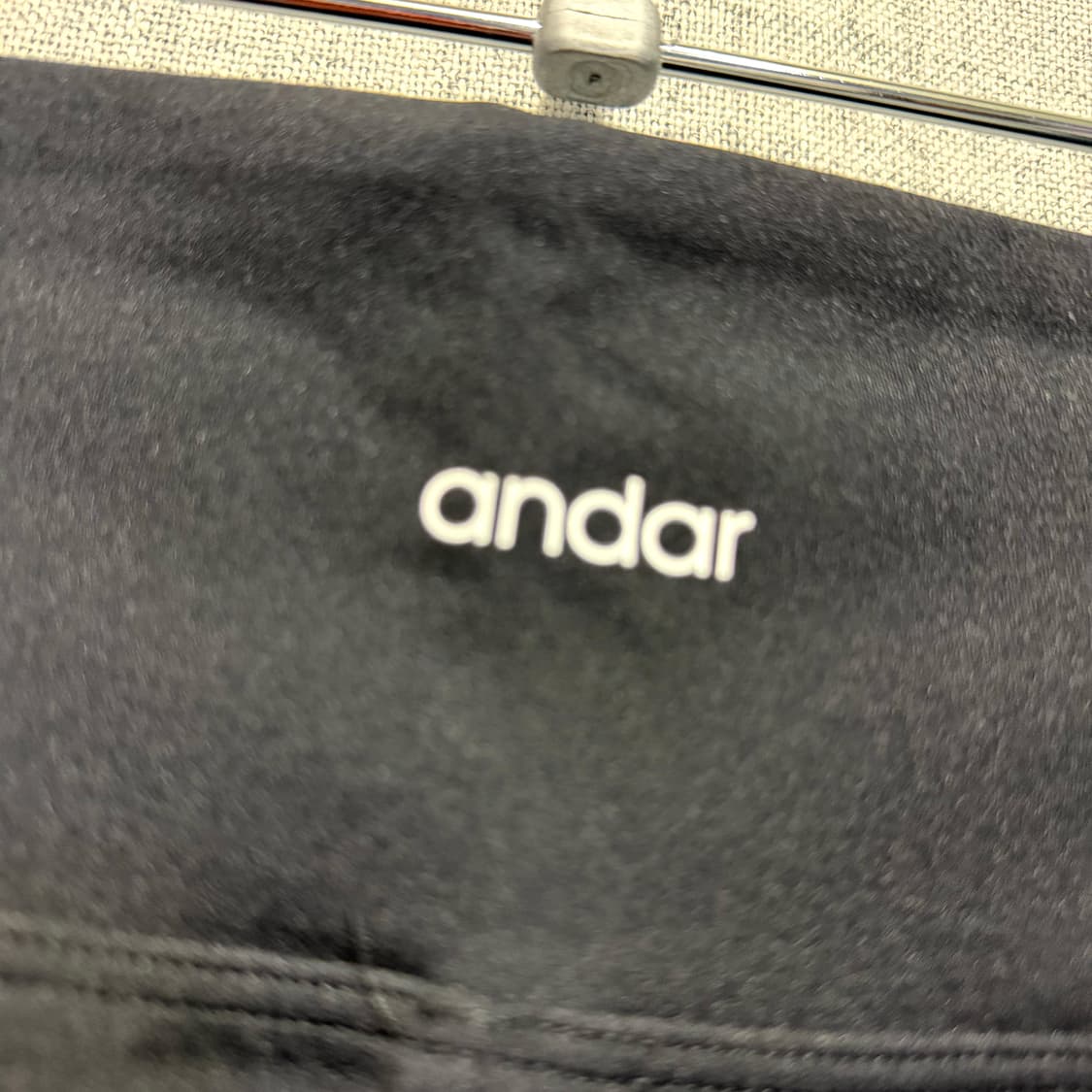 안다르 블랙 여성용 와이드 레깅스  상품이미지3