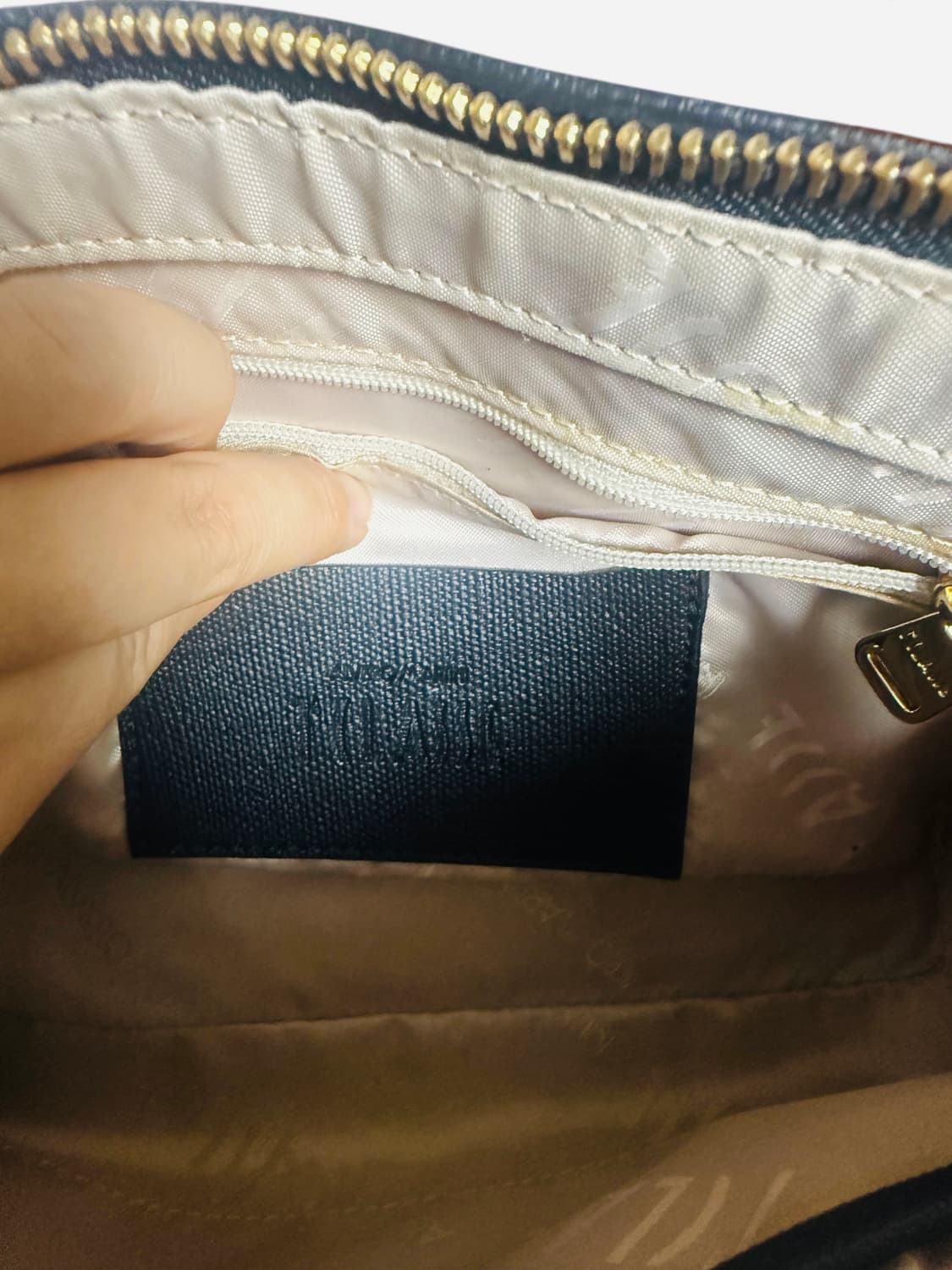 💙 클래식한 감성, 프리마클라쎄 지도 미니백 💙 상품이미지6