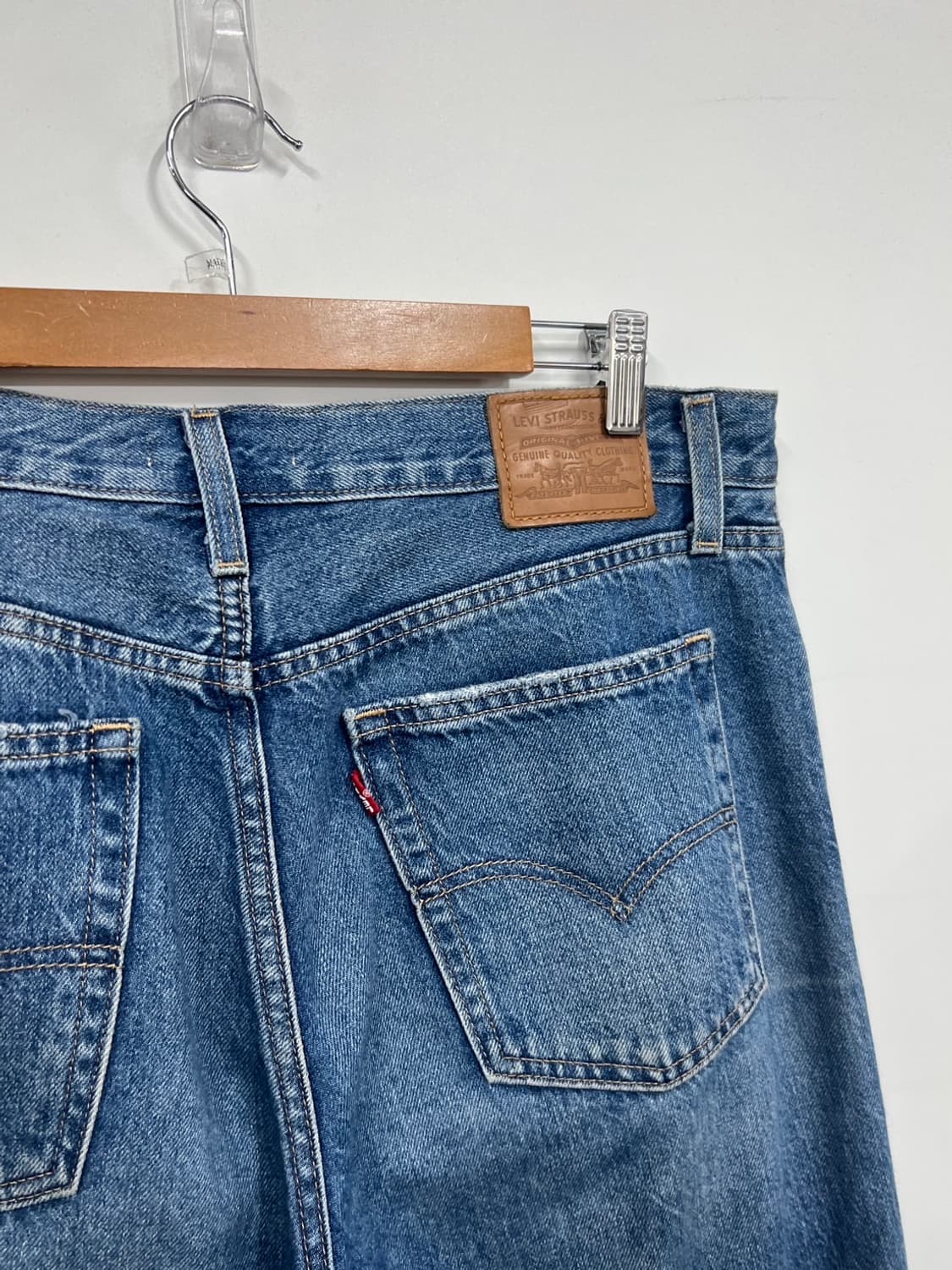 리바이스 배기핏 나팔핏 부츠컷 연청 데님 팬츠 상품이미지2