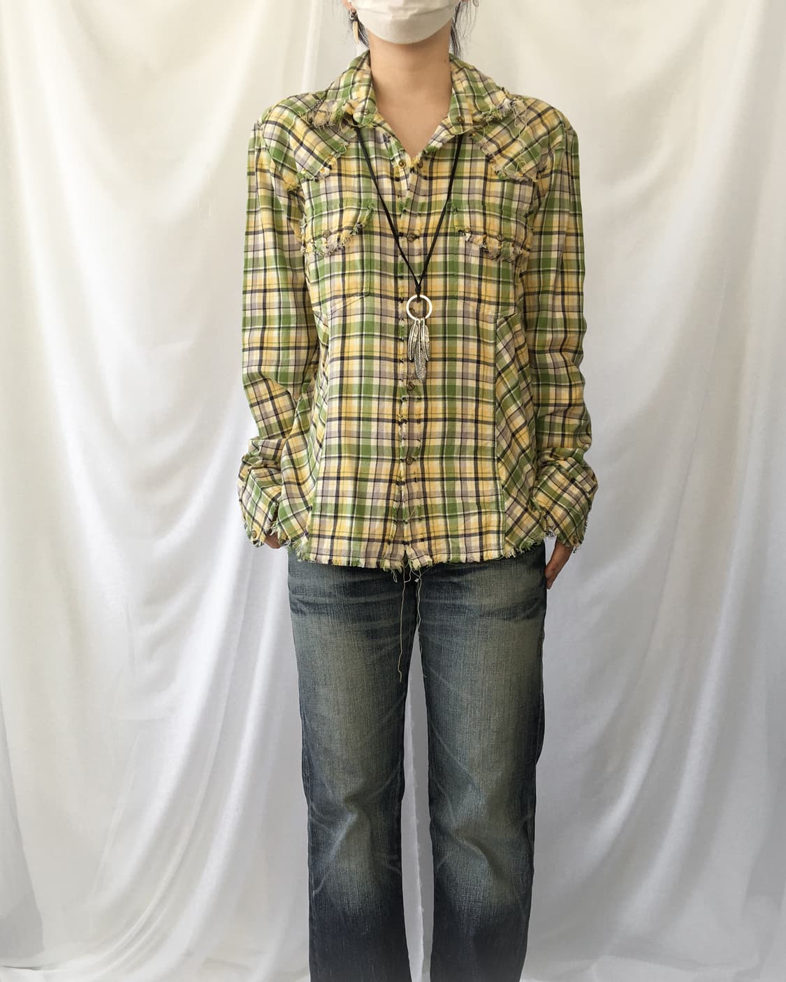 Stud grunge point check pattern shirt 상품이미지1