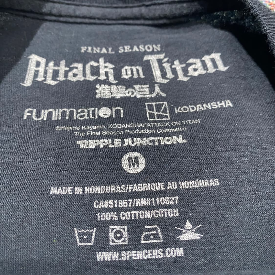 진격의거인 오피셜 애니메이션 티셔츠 상품이미지3
