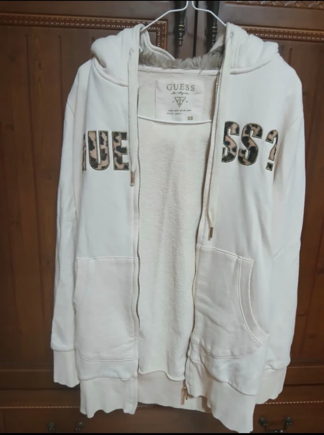 갸루 게스 퍼 후드 상품이미지1