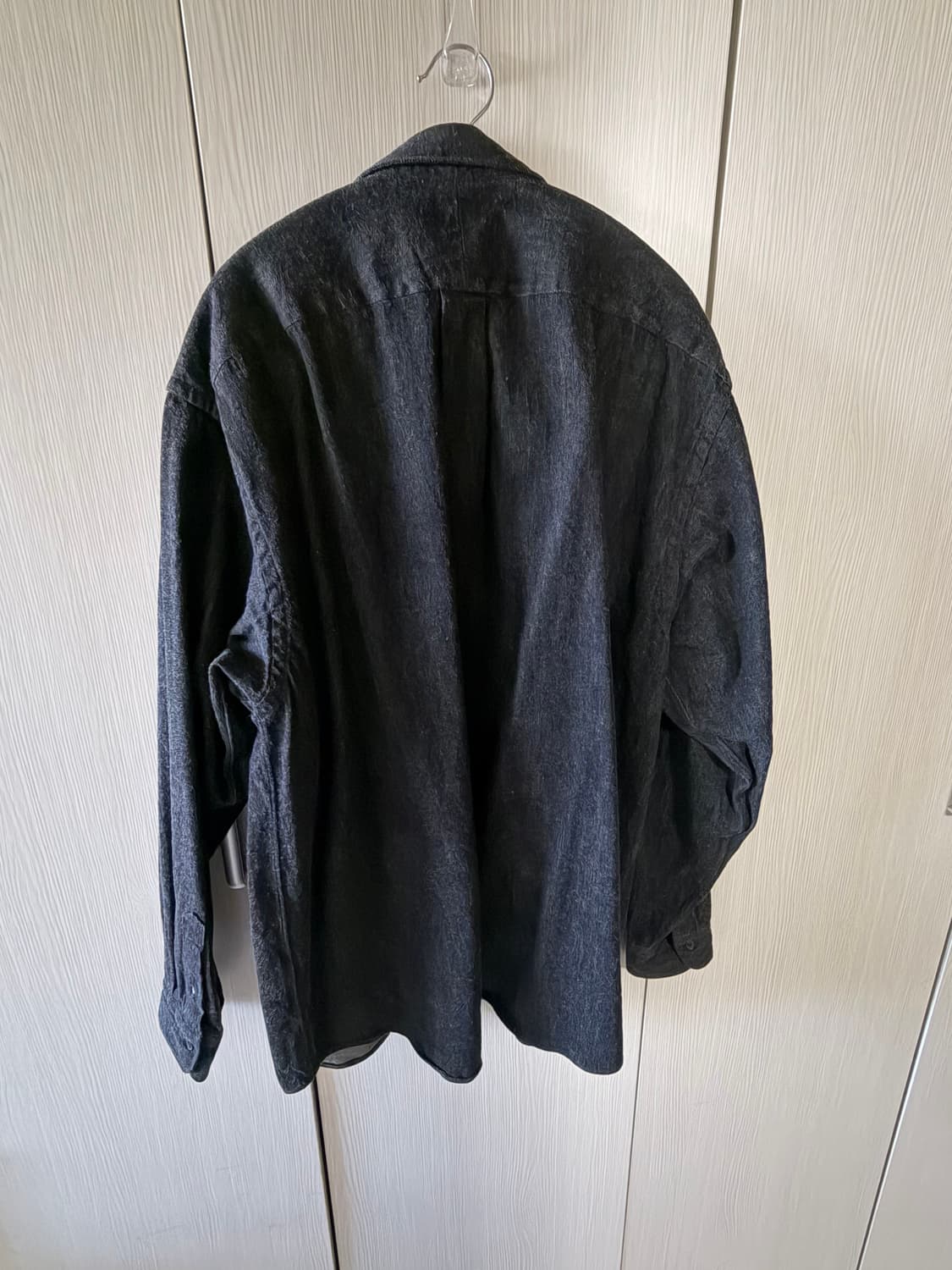 [3] 코모리 24AW 데님 코모리 셔츠 블랙 에크루 상품이미지5