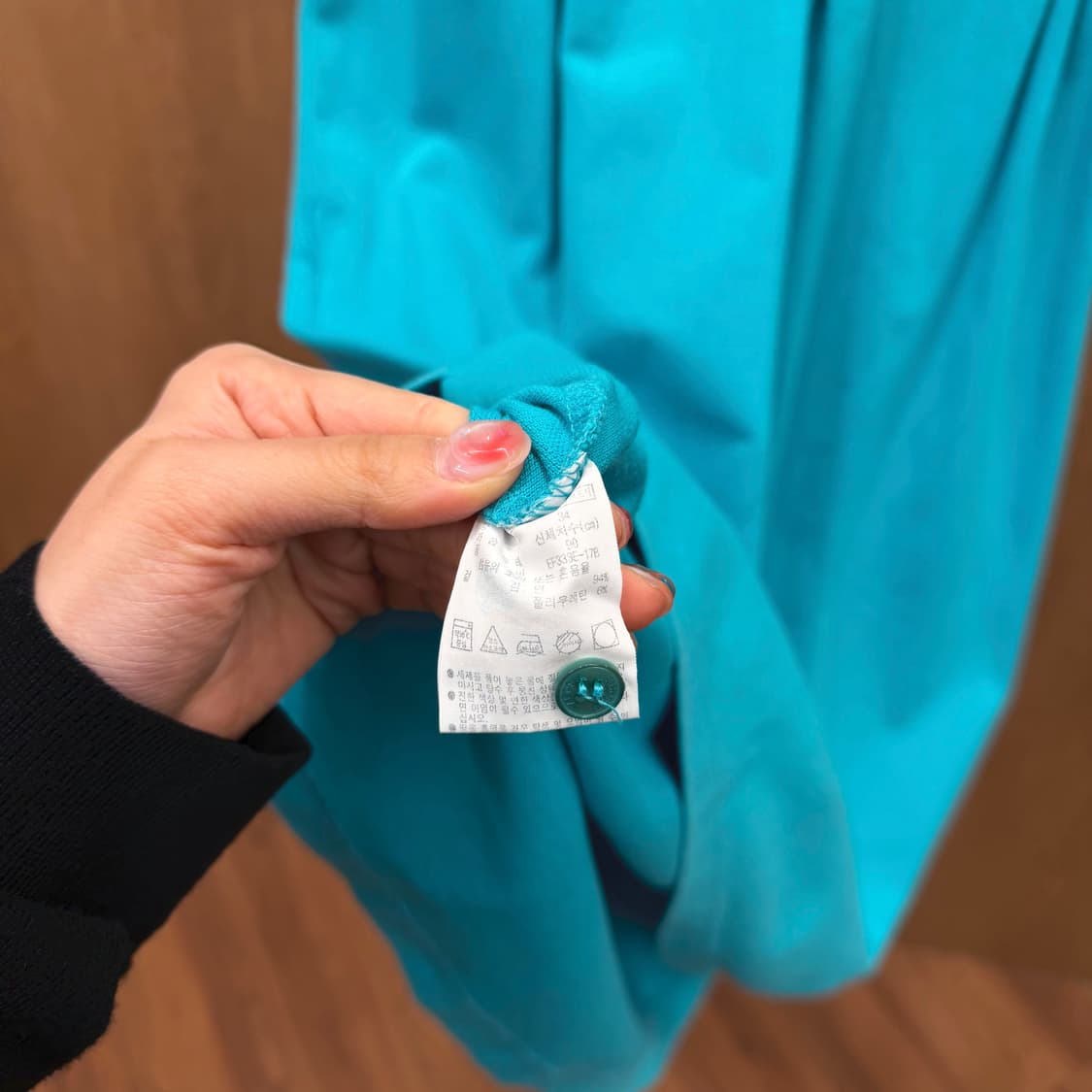 라코스테 슬리브리스 피케 원피스 로고 자수 핀턱 플리츠 버튼 디테일 민트 상품이미지8