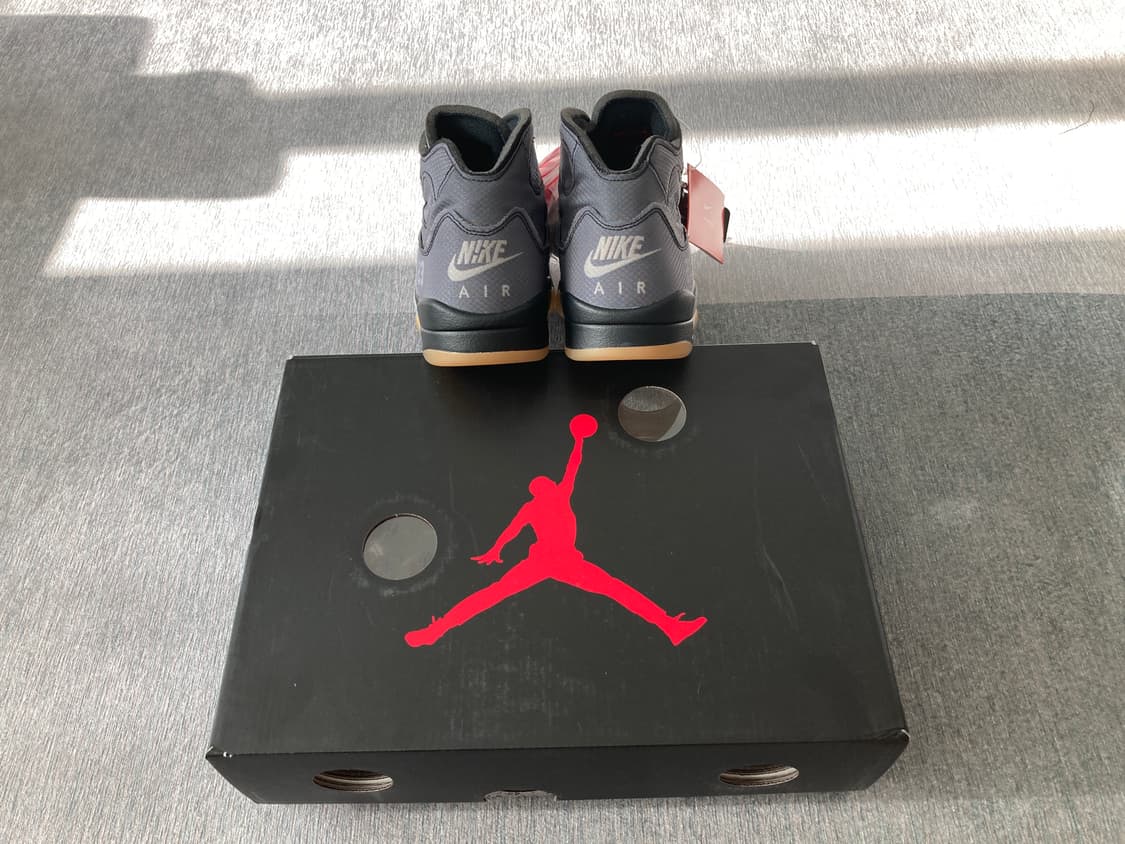 [285] 새상품 오프화이트 조던5 모슬린 블랙  상품이미지3