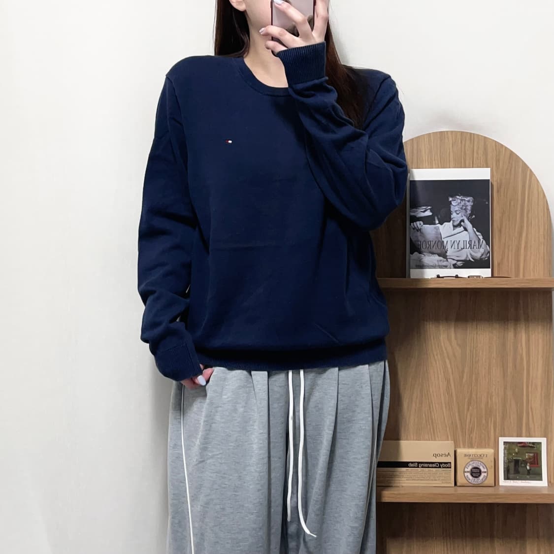 [정품] 타미 네이비 라운드 니트 [ M ] 상품이미지1