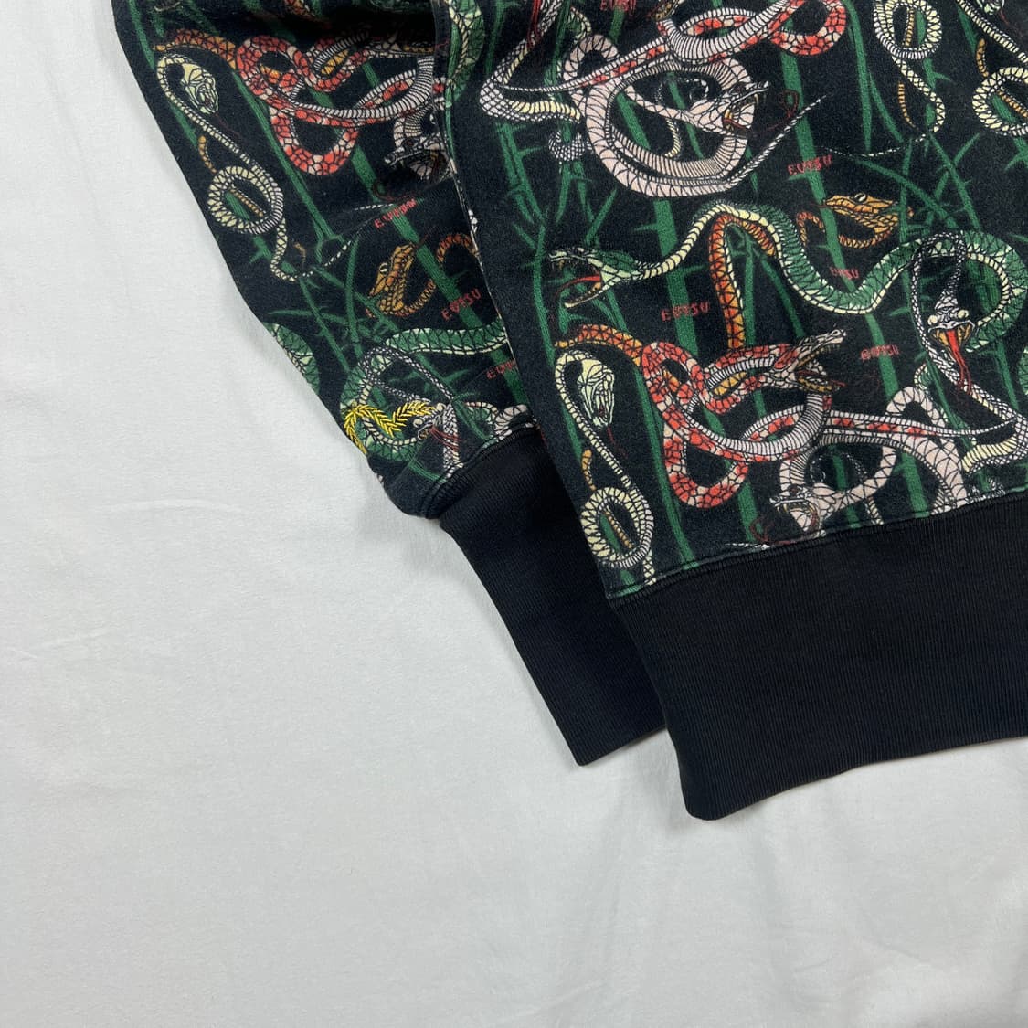 90‘s 에비수 Evisu 스네이크 뱀 풀프린트 맨투맨 상품이미지8