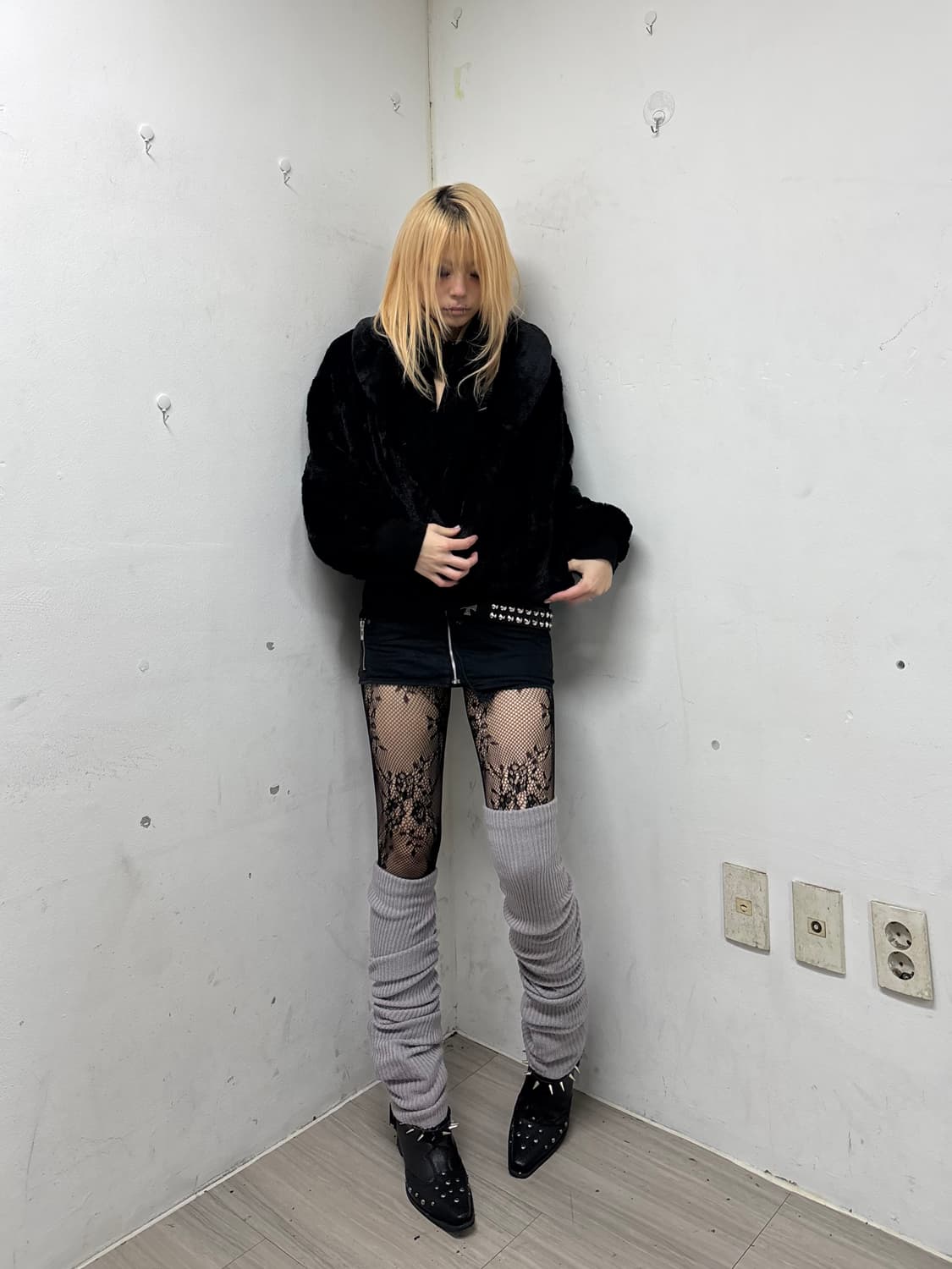 [GRL]Y2K Black Fur Jacket 상품이미지2