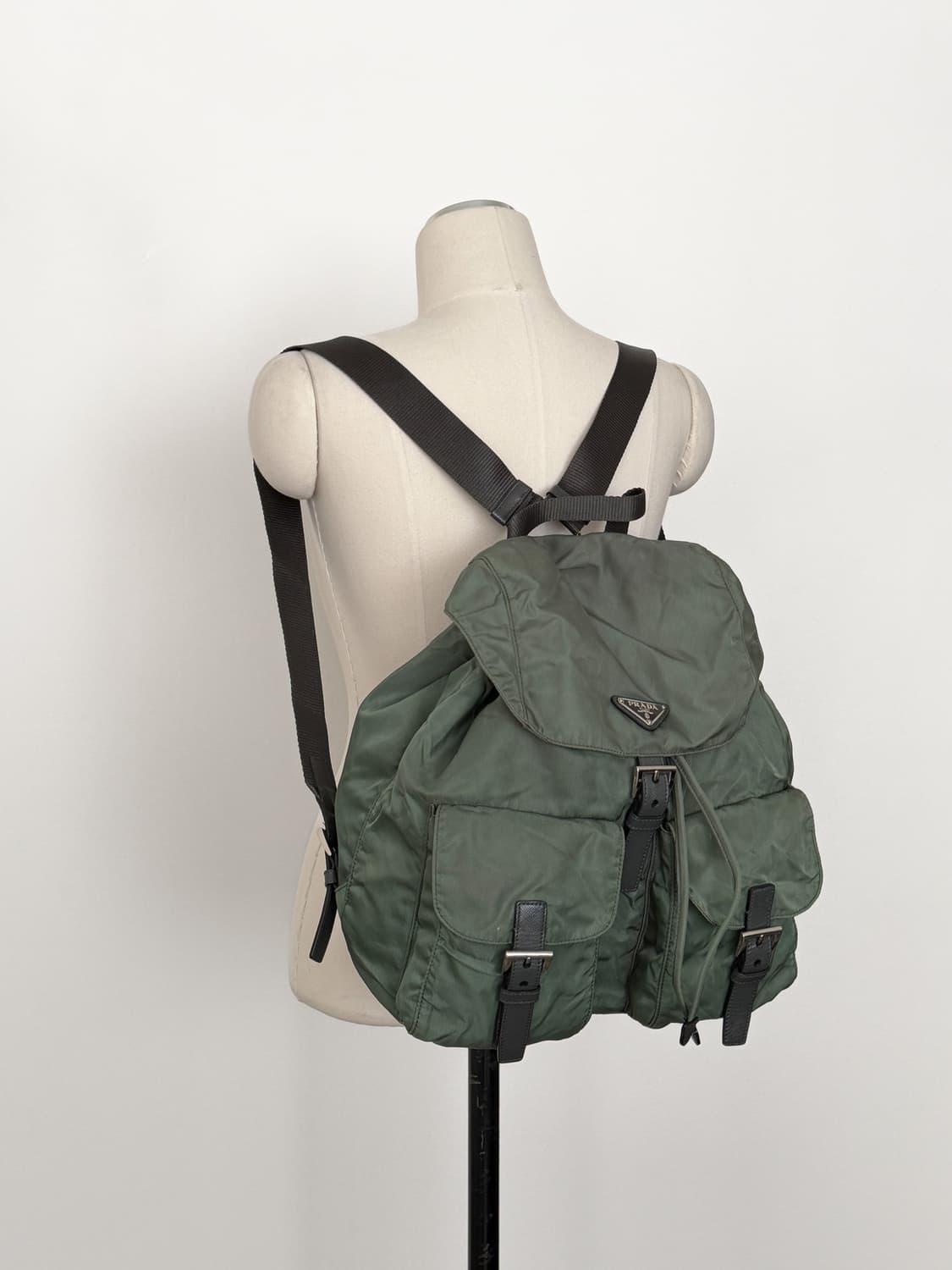프라다 투 포켓 테수토 나일론 백팩 상품이미지1