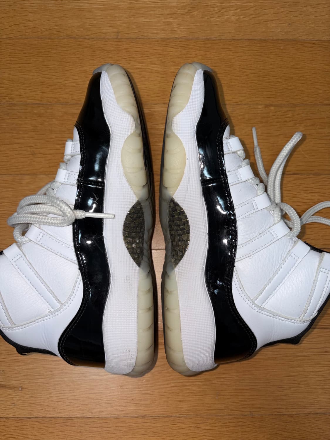 조던11 그래티튜드  상품이미지2