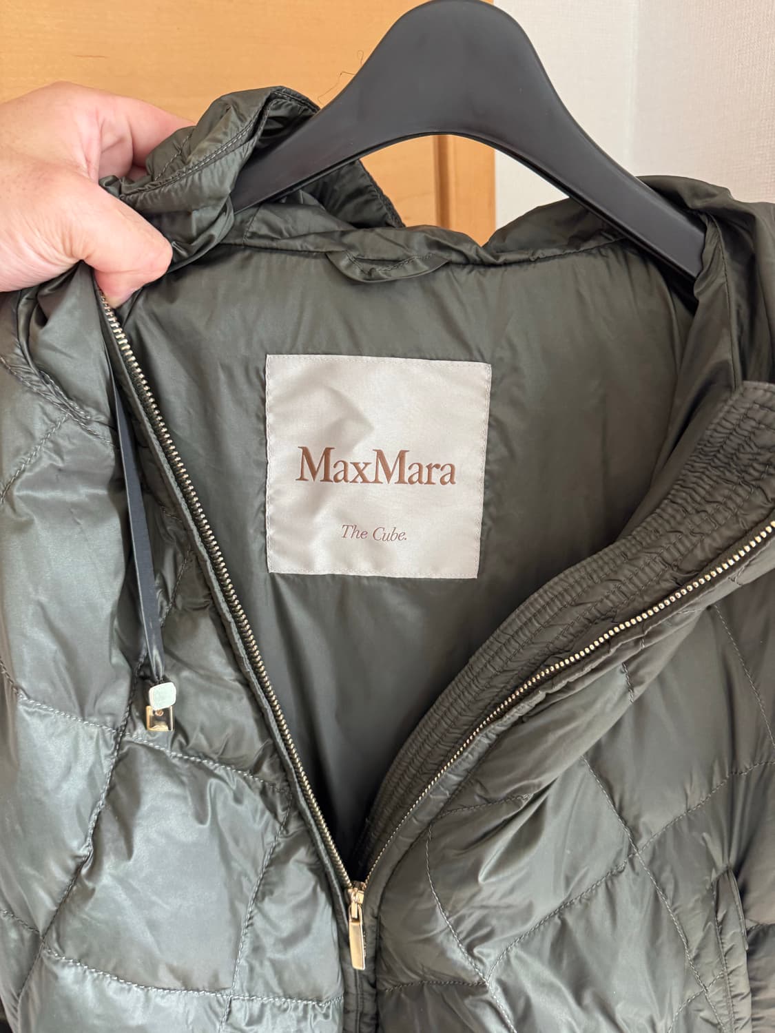 막스마라 큐브 케이프 패딩 상품이미지2