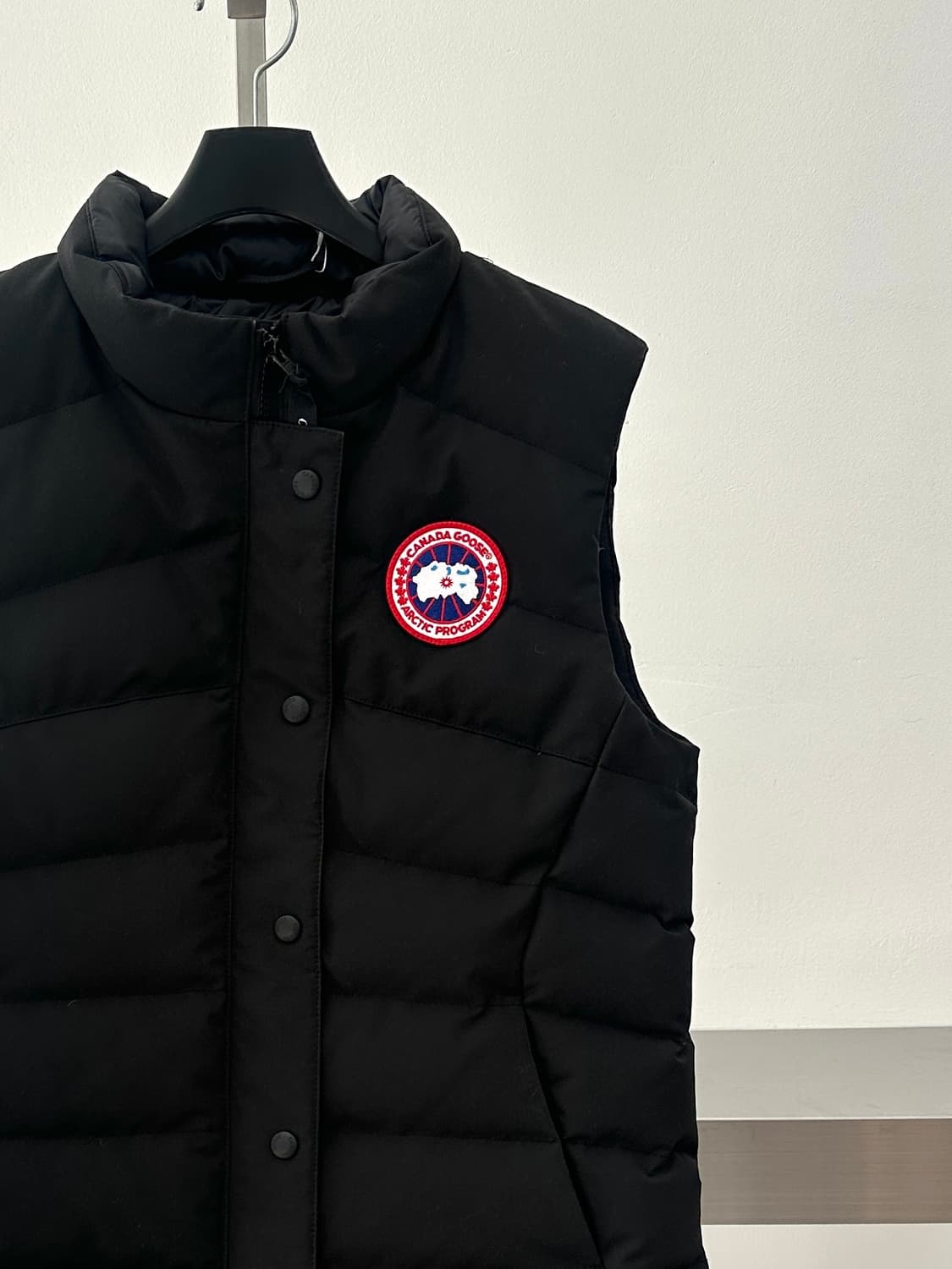 캐나다구스 프리스타일 패딩 베스트  상품이미지2