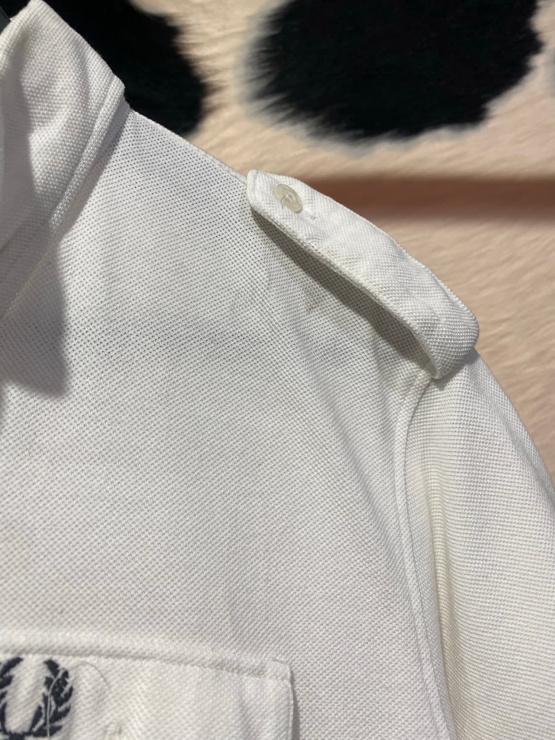 Fred Perry 견장 디테일 포켓 반팔 티셔츠 상품이미지6