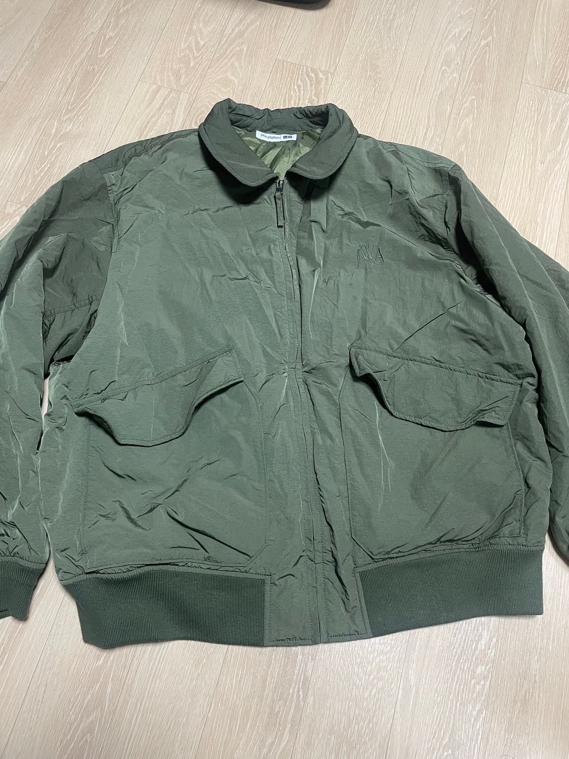 유니클로 X JW Anderson 카키 봄버 자켓 3XL 상품이미지1