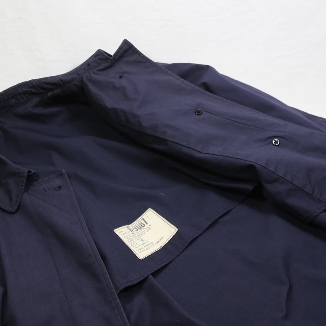 (착용컷) 70's USAF 레인 코트 (여성용 18L) 상품이미지8