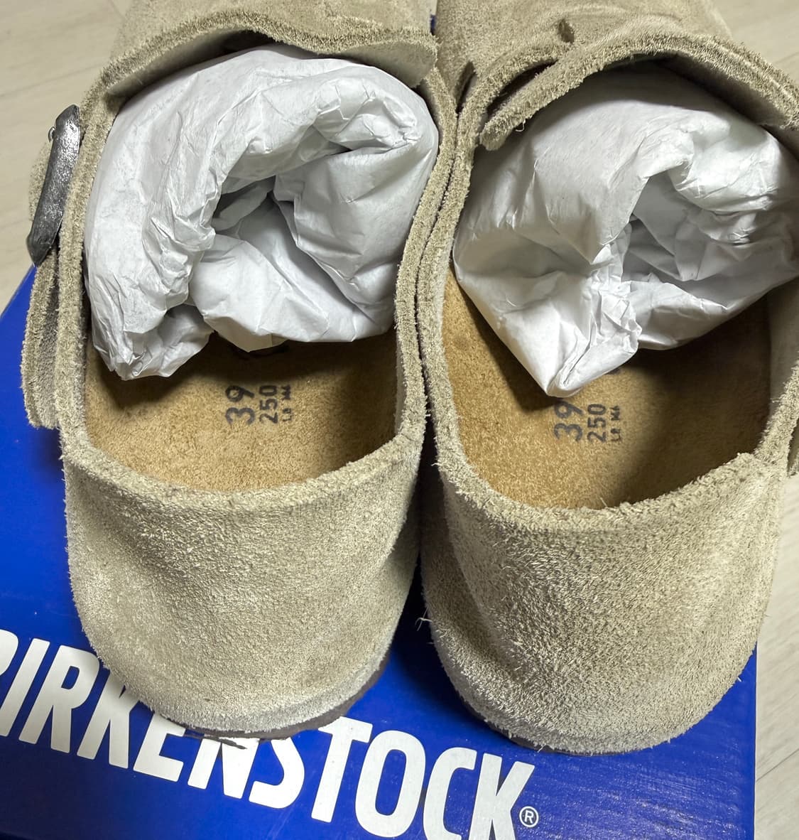 버켄스탁 런던! 얼바닉30 낫띵리튼 포터리 파사드패턴 호카 던스트 프라다 상품이미지3