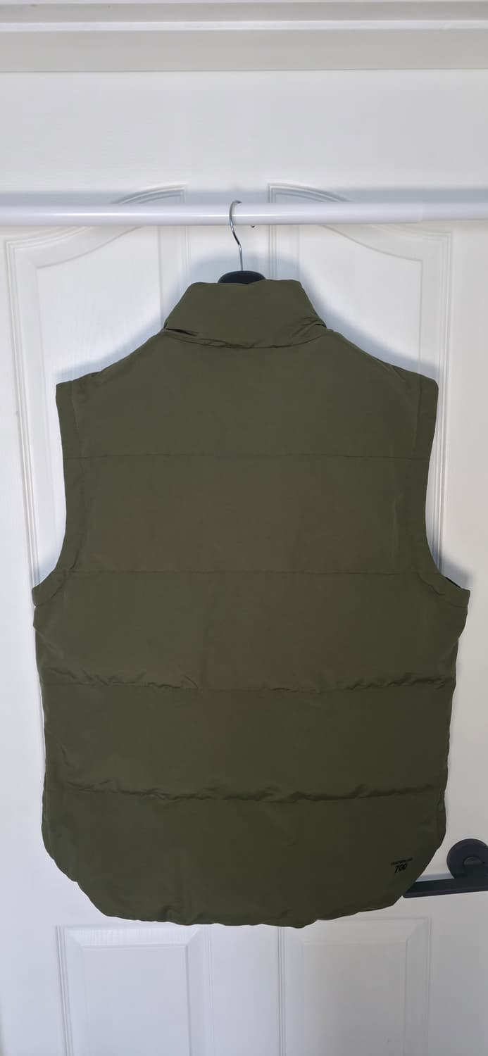 뉴에라 남성 패딩 조끼
XL 상품이미지2