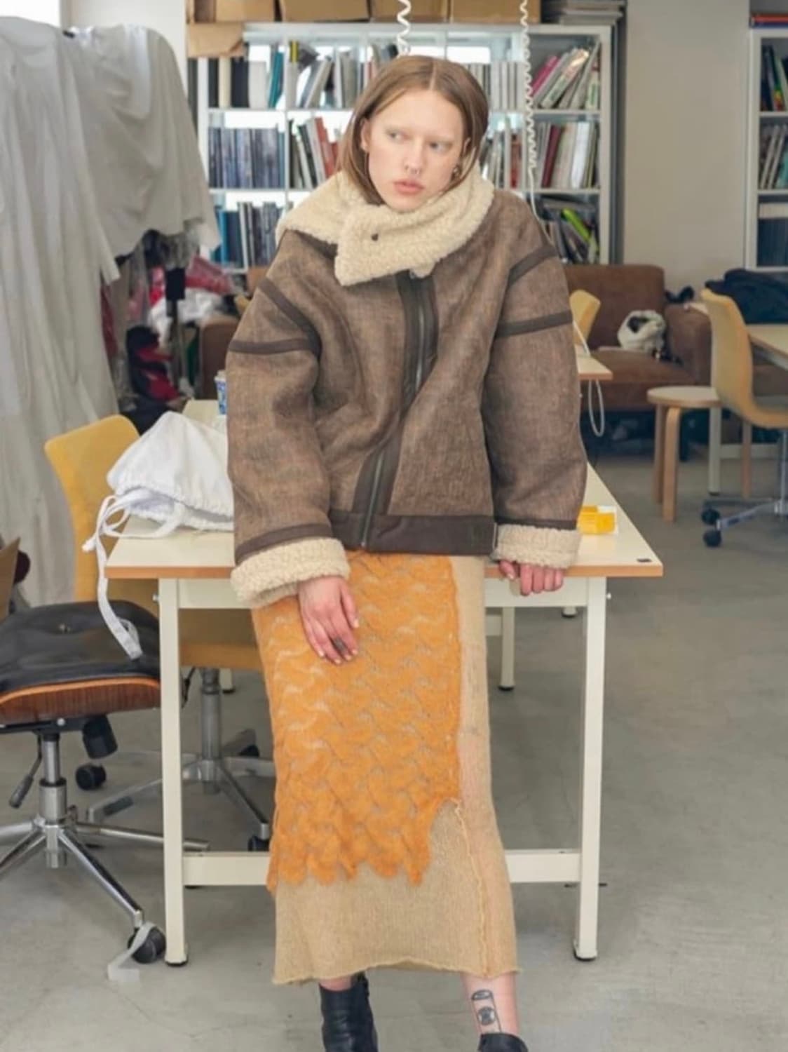 PERVERZE 퍼버즈 카라 무스탕 상품이미지7