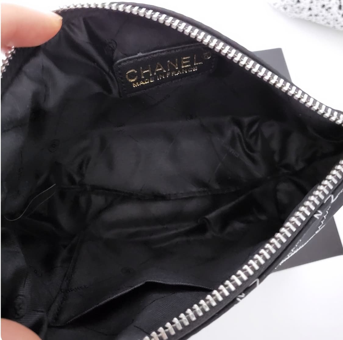 정품 샤넬 뷰티 파우치 클러치 상품이미지3