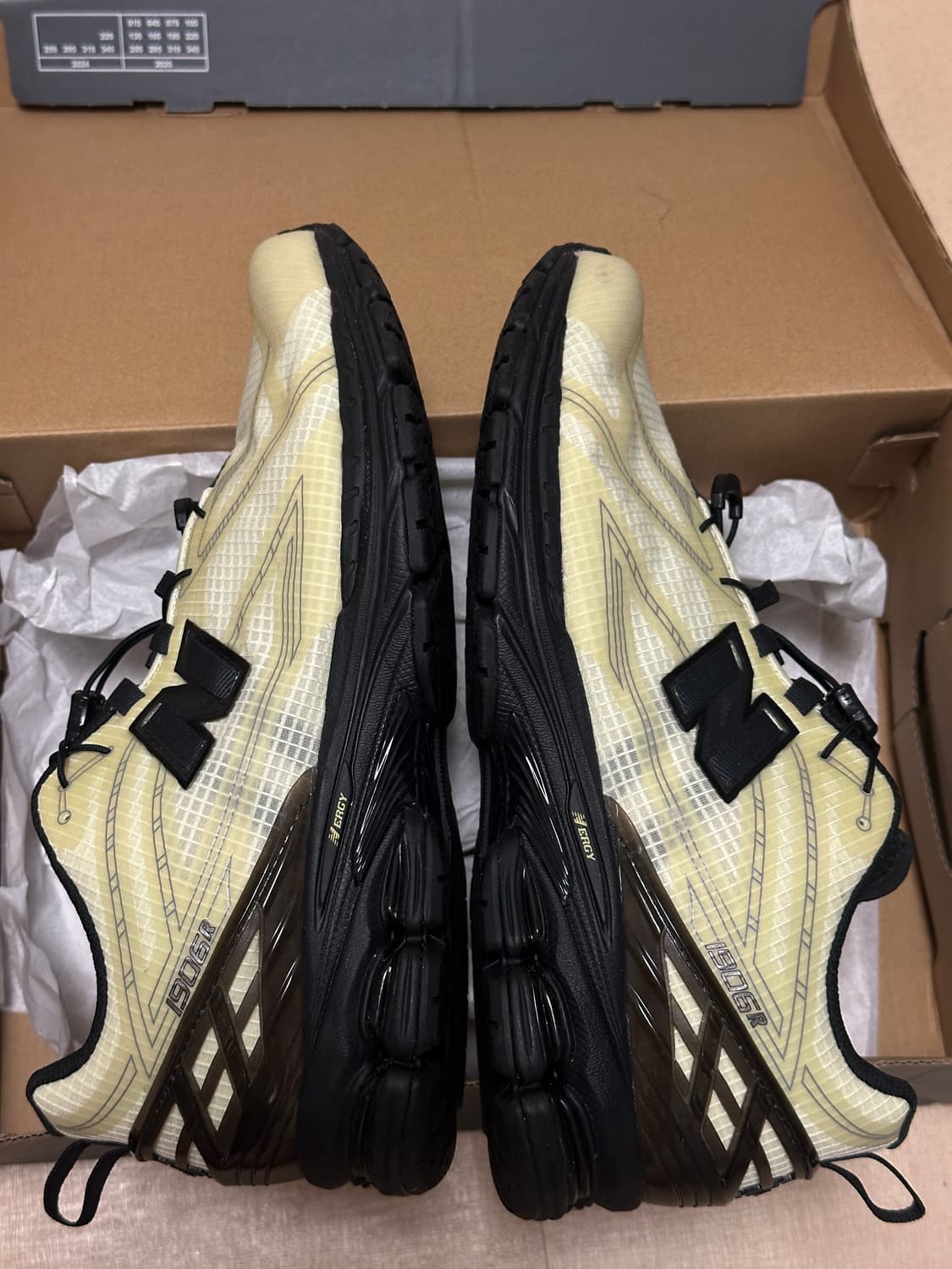 뉴발란스 1906R 피스타치오 버터 모렐 상품이미지7