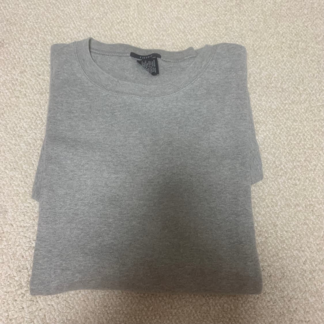 갭 그레이 라운드 반팔티셔츠 100 상품이미지1