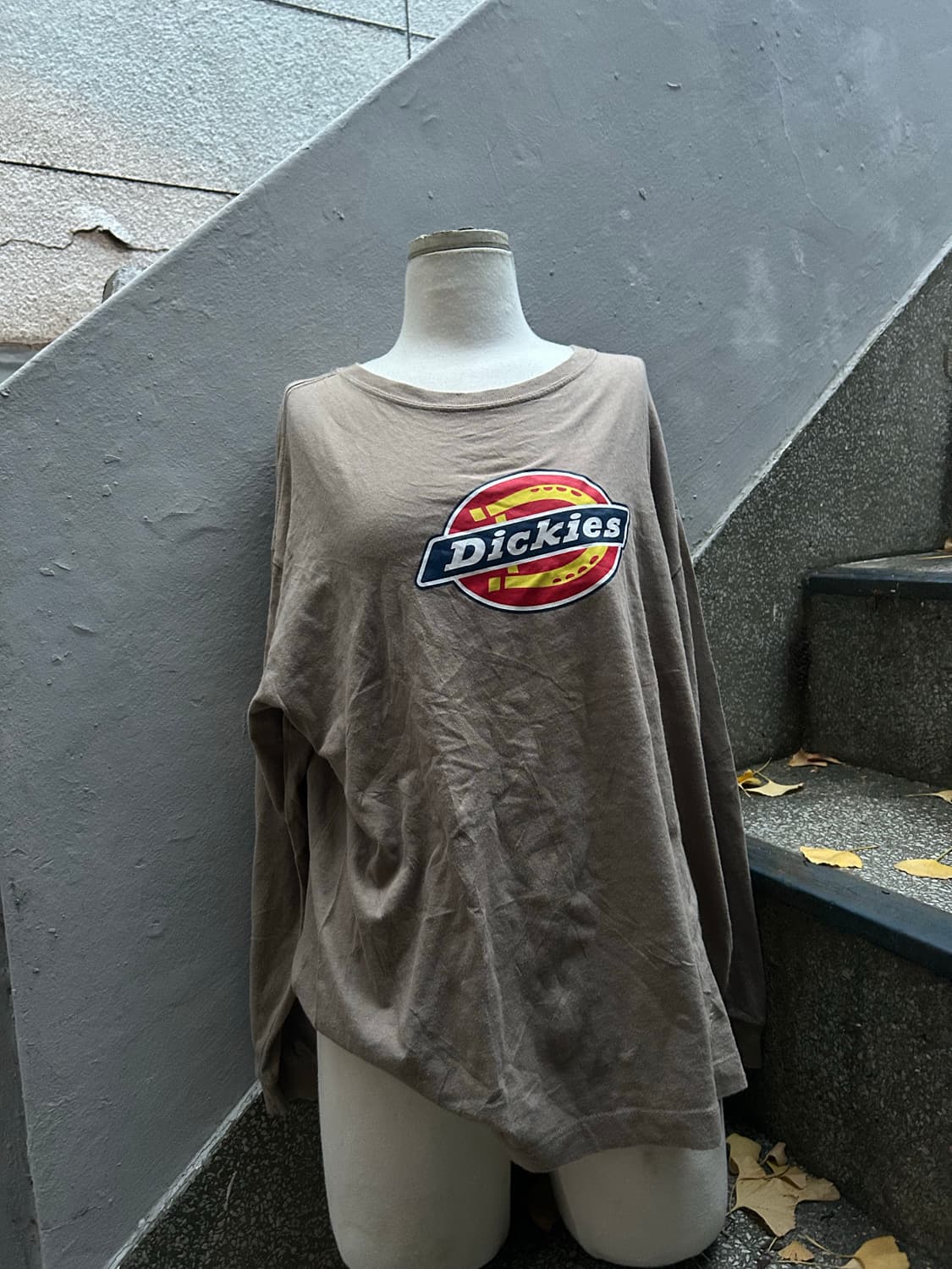 2000s 디키즈 로고 프린팅 베이지 롱슬리브 상품이미지4