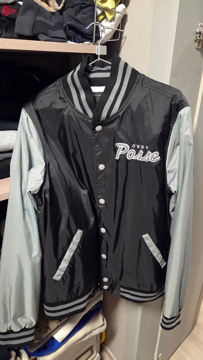 오베이 스타디움 자켓 상품이미지1