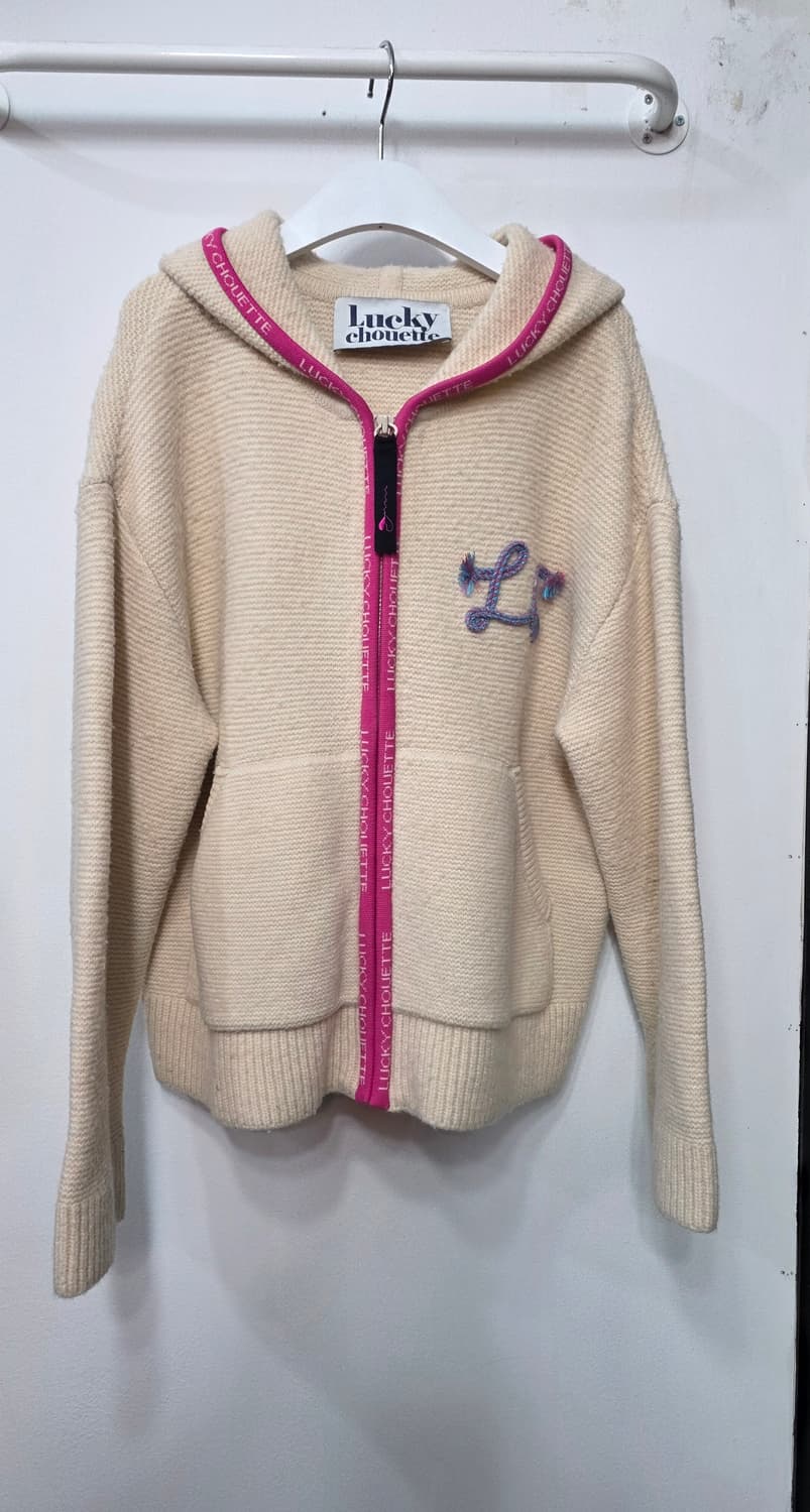 럭키슈에뜨 여성 니트후드 집업 상품이미지1