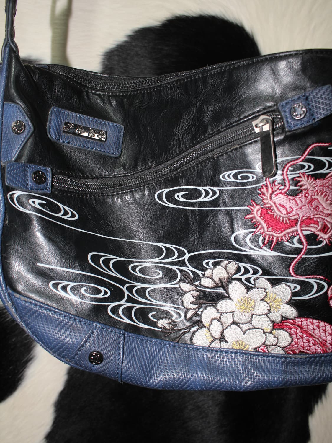 KARAKURI TAMASHII 絡繰魂 Dragon cross bag 상품이미지3